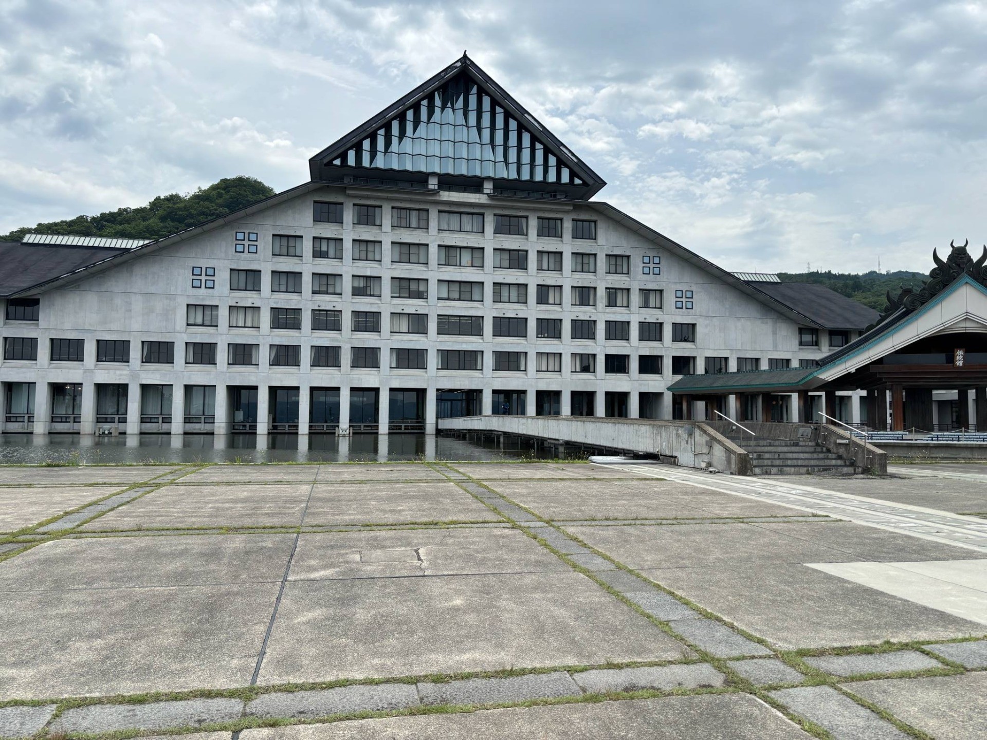 やまがただより｜リフレッシュツアー2025(東北芸術工科大学ツアー)に参加しました！